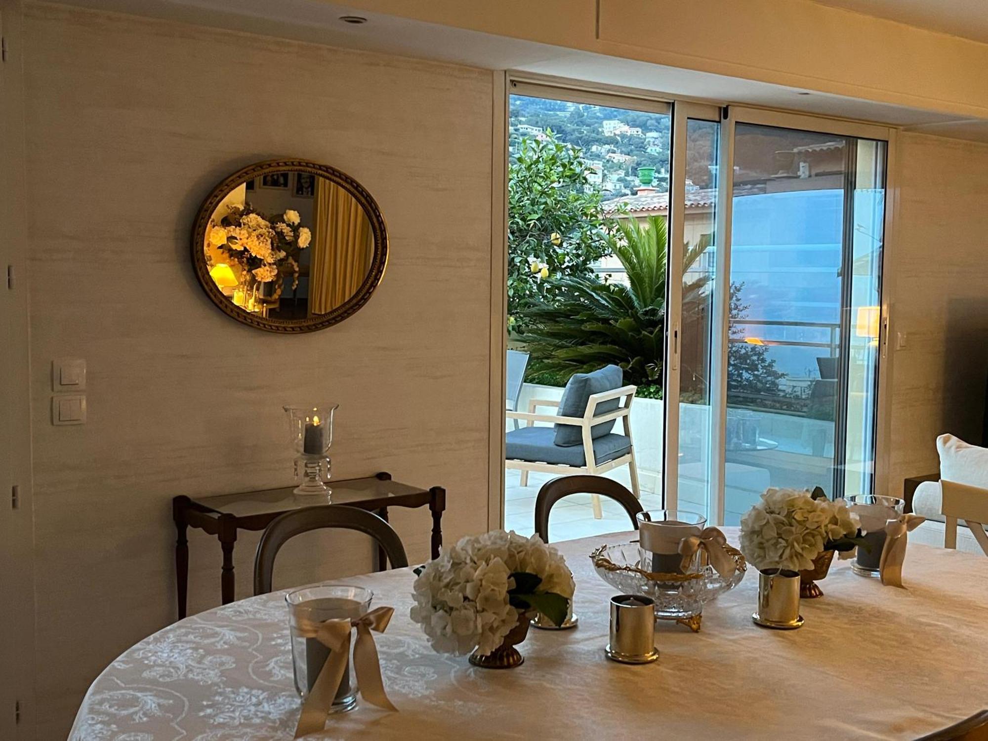 Grace & Breakfast Bed & Breakfast Beausoleil Bagian luar foto